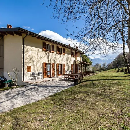 Val D' Egoi 2 Apartman *